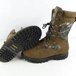 Cabela display picture 2